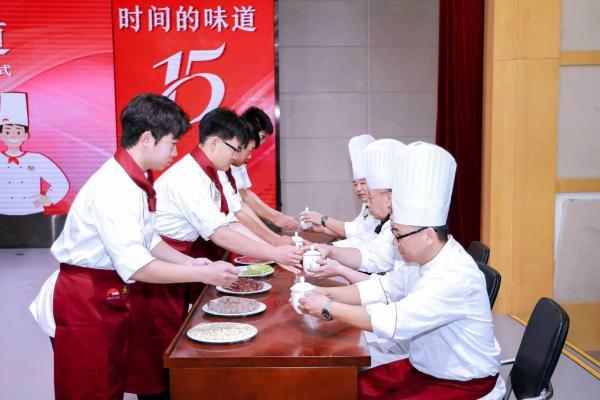 《时间的味道——李锦记希望厨师15周年报告》正式发布，镌刻少年"被厨艺改写的人生"