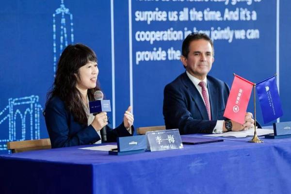 华夏基金与富兰克林邓普顿签署战略合作谅解备忘录，共启全球资管合作新篇章 
