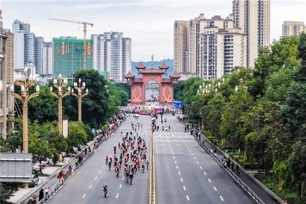 武阳里2026中国公路自行车公开赛（眉山彭山站）热力启幕！