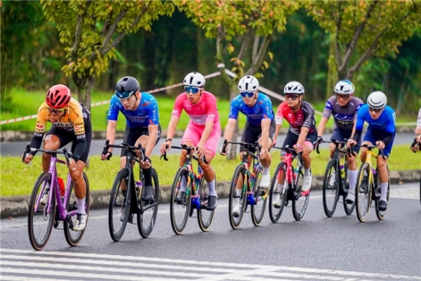 武阳里2026中国公路自行车公开赛（眉山彭山站）热力启幕！