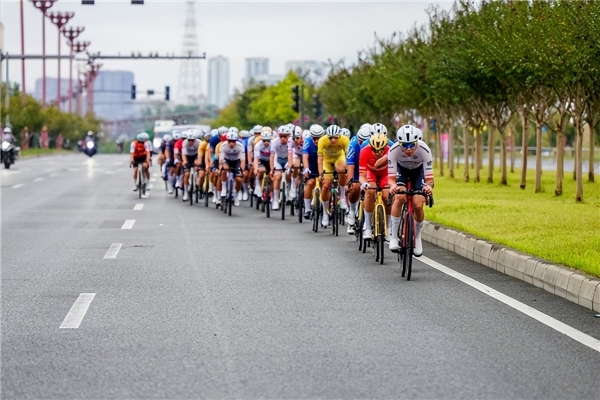 武阳里2026中国公路自行车公开赛（眉山彭山站）热力启幕！ 