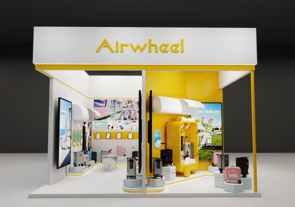 广交会“神器”引来疯抢 外商骑爱尔威Airwheel电动可登机行李箱(Luxury Cabin Suitcase)满场飞奔 