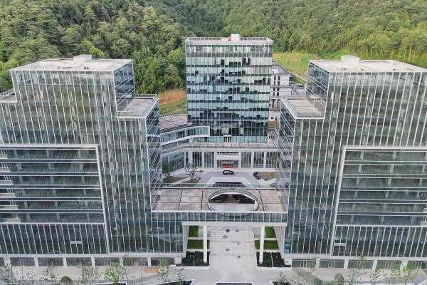 杭州巨骐信息科技股份有限公司荣获 “智能接地箱十大品牌” 荣誉称号 
