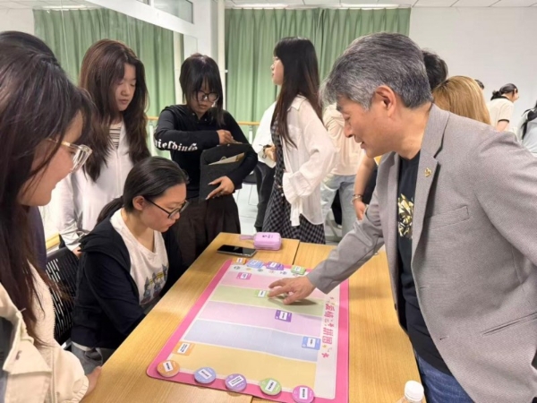 《爱情拼图》走进民政职业大学本科课堂 婚因有道专家受聘实践指导教师 