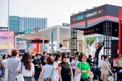 屈臣氏HWB全明星狂欢盛典来袭！全民共赴健与美潮流体验之旅 