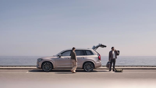 沃尔沃XC90值得对比吗？大型SUV推荐哪款要看实际需求 