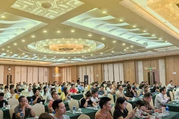 OEXN平台启动百城品牌推荐官计划 深化城市交易生态合作连接 