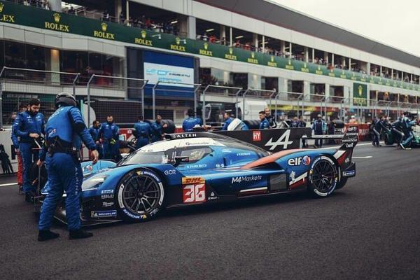 M4Markets携手Alpine耐力车队亮相富士赛道 聚焦赛车运动合作与团队精神 