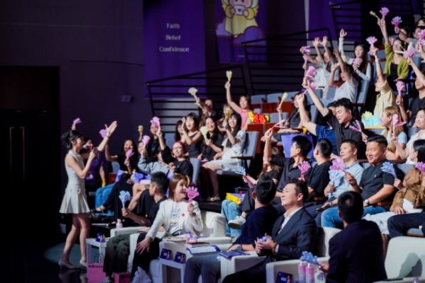 名创优品第二届MINI TALK圆满落幕，以员工故事书写中国文化出海新篇 