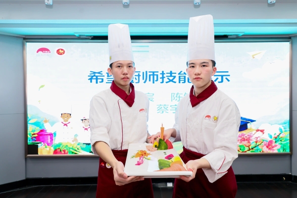 世赛舞台绽芳华，李锦记希望厨师2026世界职业院校技能大赛勇夺银奖！ 