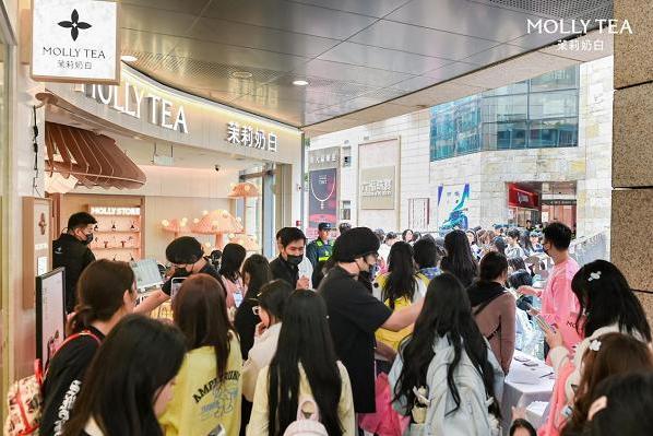 狂卖1120万杯、新增1300万会员！茉莉奶白3000店庆，靠什么拿捏年轻人的情绪价值？ 