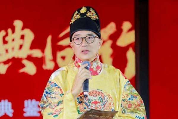 以酒为媒，以马为约：五粮液邀中国马业协会共赴酒马之约
