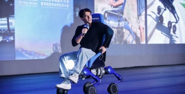 宇树王兴兴：全世界对AI的信仰都还不够，包括我自己