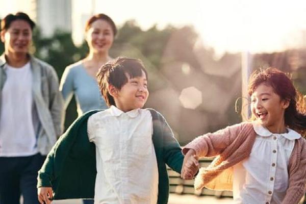 世界心理健康日｜当“睡不着”成为时代病，我们如何与情绪和解？