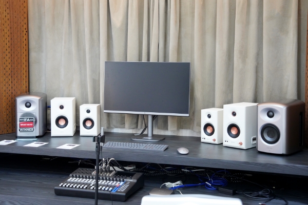 专业监听领域的试金石，漫步者XR6音箱首秀斩获IFA双料大奖