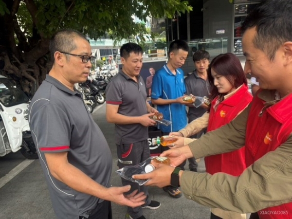 把温暖送到身边 平安租赁多地开展关爱群体志愿服务