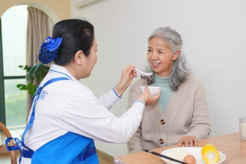 轻喜到家双11家务狂欢节上线！保洁保姆、家电家居清洗、月嫂育婴、居家养老护理、家装家改家修等多品类惠民