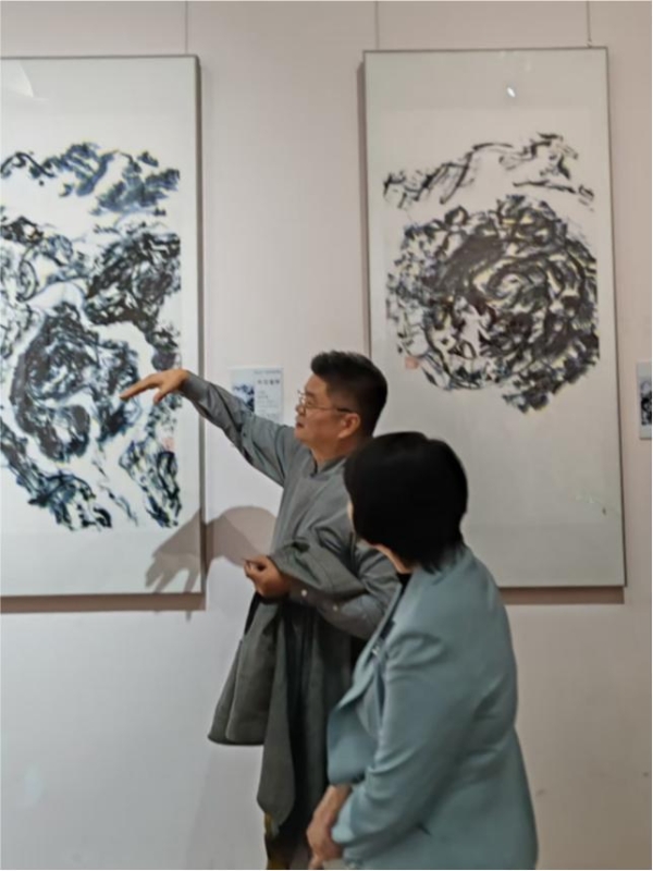 何以绕不开：王清州与书写性的当代艺术史命题 