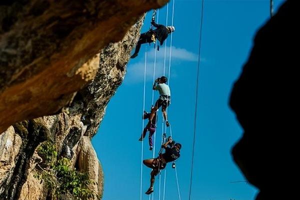 逐岩而上，总有新径：2026始祖鸟国际攀岩山地课堂在阳朔启幕 