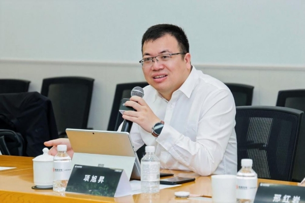 访东风商用车技术中心项旭昇：绿智平台如何成为东风商用车重返巅峰的底气？ 