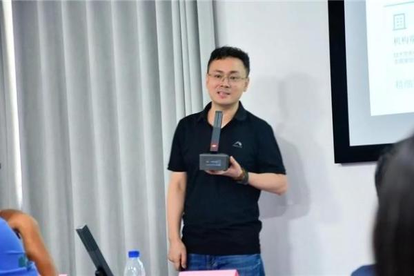 惠州市口腔医学会种植专委会学术沙龙（惠东站）暨惠东口腔行业发展思享会圆满举行 