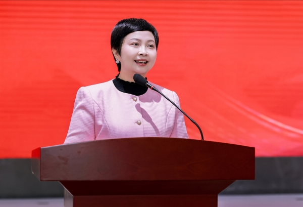 时间的味道丨新生拜师敬茶，全球希望厨师“回家”赴十五年之约