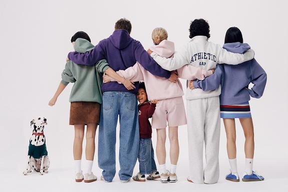 拉近你我的 GAP ：GAP Hoodie，连接你我的不同 