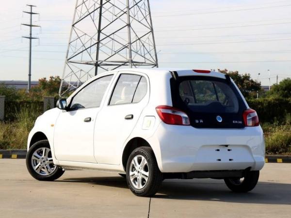 东风俊风er30体验城市代步的电动小车