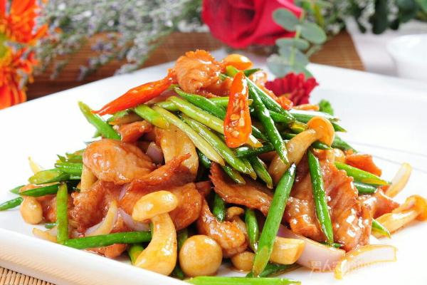 美食之首的潮汕美食 味道鲜美绝伦的经典味道