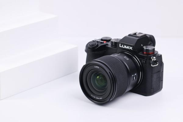 "F1.8军团"实力新战将 松下S 24mm F1.8镜头评测