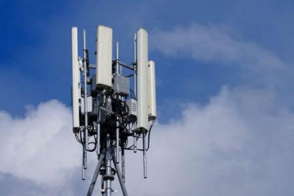 美国 FAA 与运营商达成一致，可在机场小心部署 C 频段 5G 网络