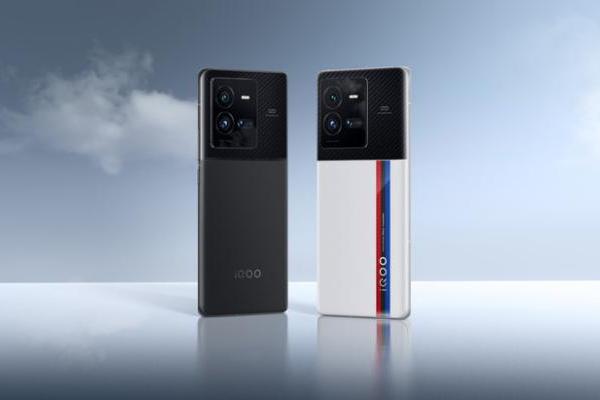 全球首发200W手机充电，iQOO 10系列将于明日正式推出