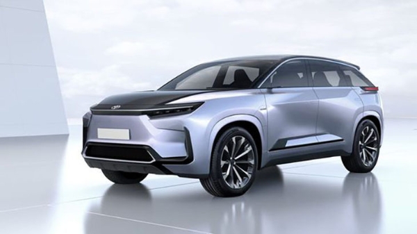 电动版汉兰达？丰田7座纯电SUV将会在2024登场！400公里续航