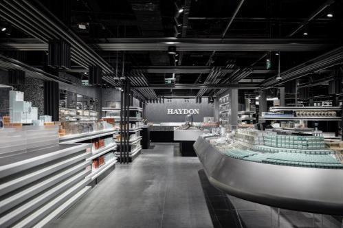 再造品牌艺术新名片，HAYDON黑洞推出全新主题店“五维空间”