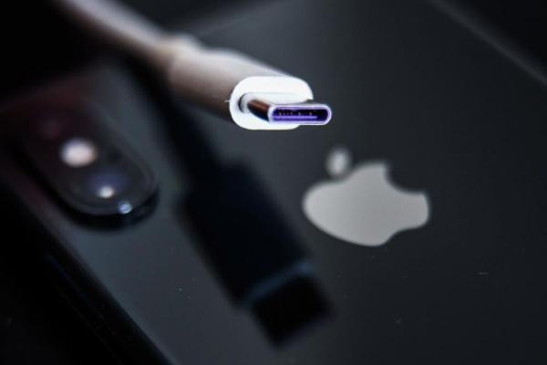 苹果高管证实将iPhone更换为USB-C接口