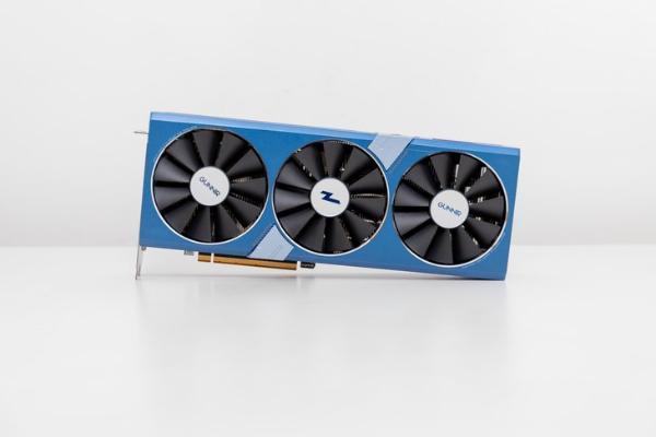 RTX 3060劲敌？蓝戟A750 FLUX OC显卡评测