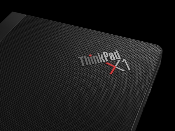ThinkPad X1 Fold 2022全新发布，联想自研水滴型铰链结构正式亮相