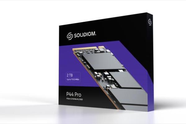 Solidigm推出P44 Pro固态硬盘，读取速度高达7000MB/s