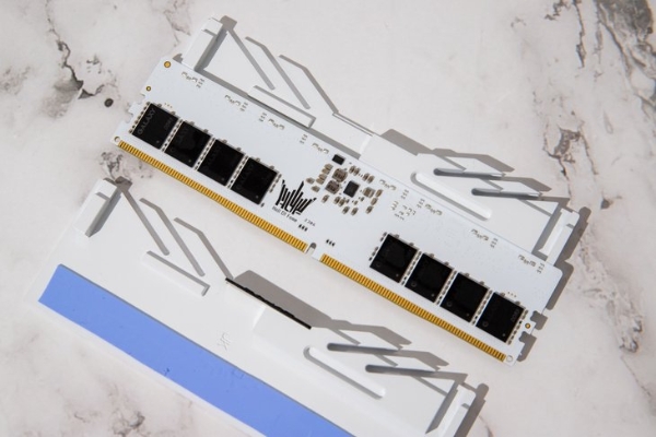 影驰HOF Classic DDR5-7000内存评测：性能出众的纯白颜值旗舰