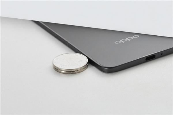 OPPO Find N5外观曝光：厚度只有四张银行卡