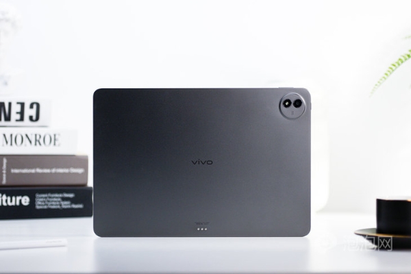 不到3000元就能拥有的旗舰级高性能平板 vivo Pad5 Pro评测