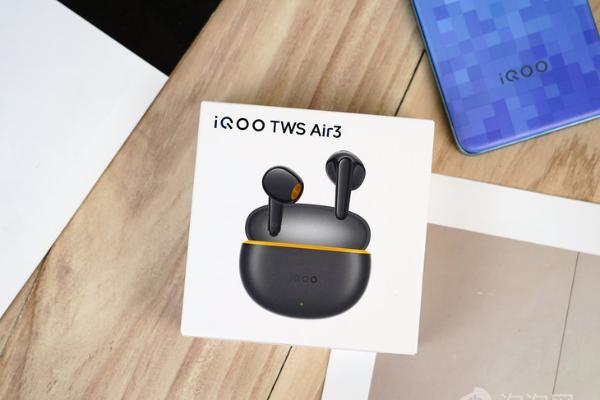 iQOO TWS Air3 上手：满足游戏与音乐的双重体验