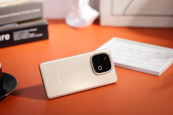 vivo Y300 GT不仅性能越级 更有7620mAh蓝海大电池