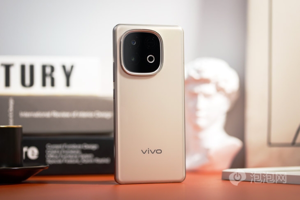 7620mAh蓝海电池+旗舰双芯，vivo Y300 GT值得入手
