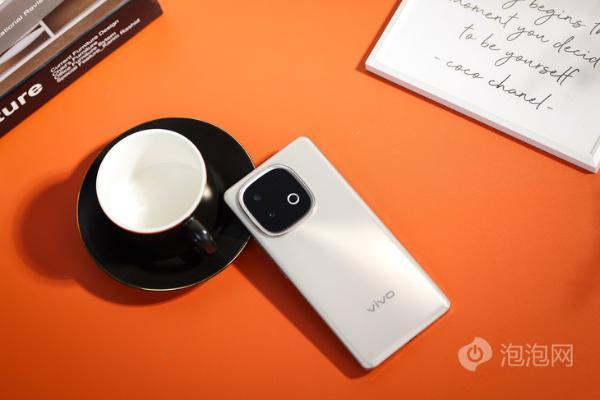 7620mAh蓝海电池+旗舰双芯，vivo Y300 GT值得入手