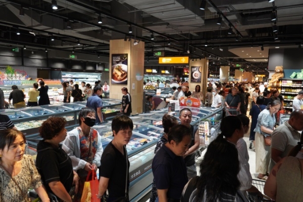永辉胖东来模式第三店落子相城，苏州高铁吾悦广场店开业
