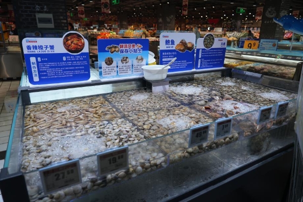 丹尼斯安阳中华店焕新迎客，逛吃氛围感拉满