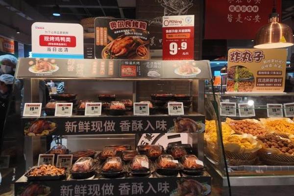 丹尼斯安阳中华店焕新迎客，逛吃氛围感拉满