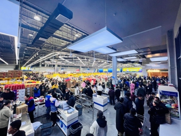 鲸喜仓宜兴店盛大启幕，战报亮眼创区域标杆