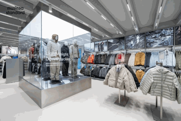 MUSINSA国际首家旗舰店MUSINSA STANDARD于上海淮海路正式揭幕